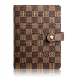 Louis Vuitton Medium Ring Agenda Planner Cover